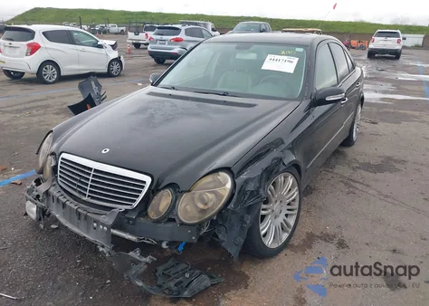 2003 Mercedes-Benz E 500 z USA, uszkodzony, nr VIN WDBUF70JX3A173328